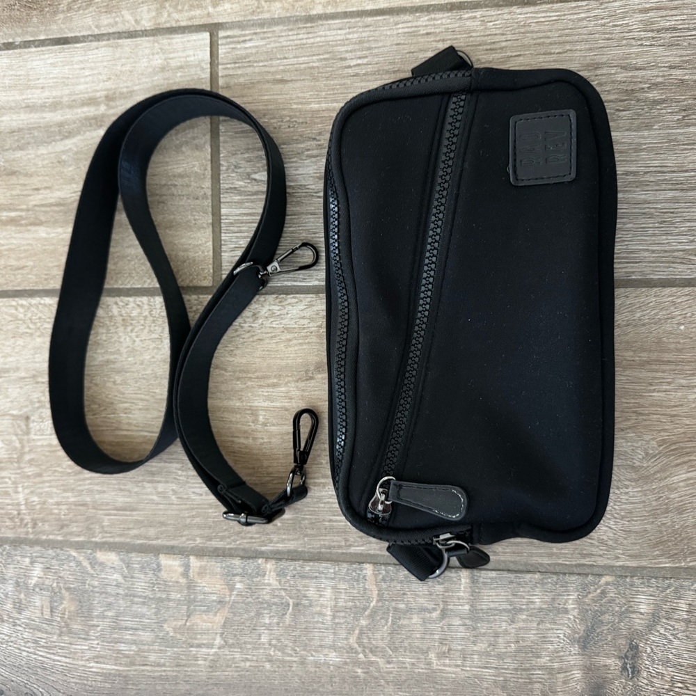 RadRev Neoprene Sling in Black